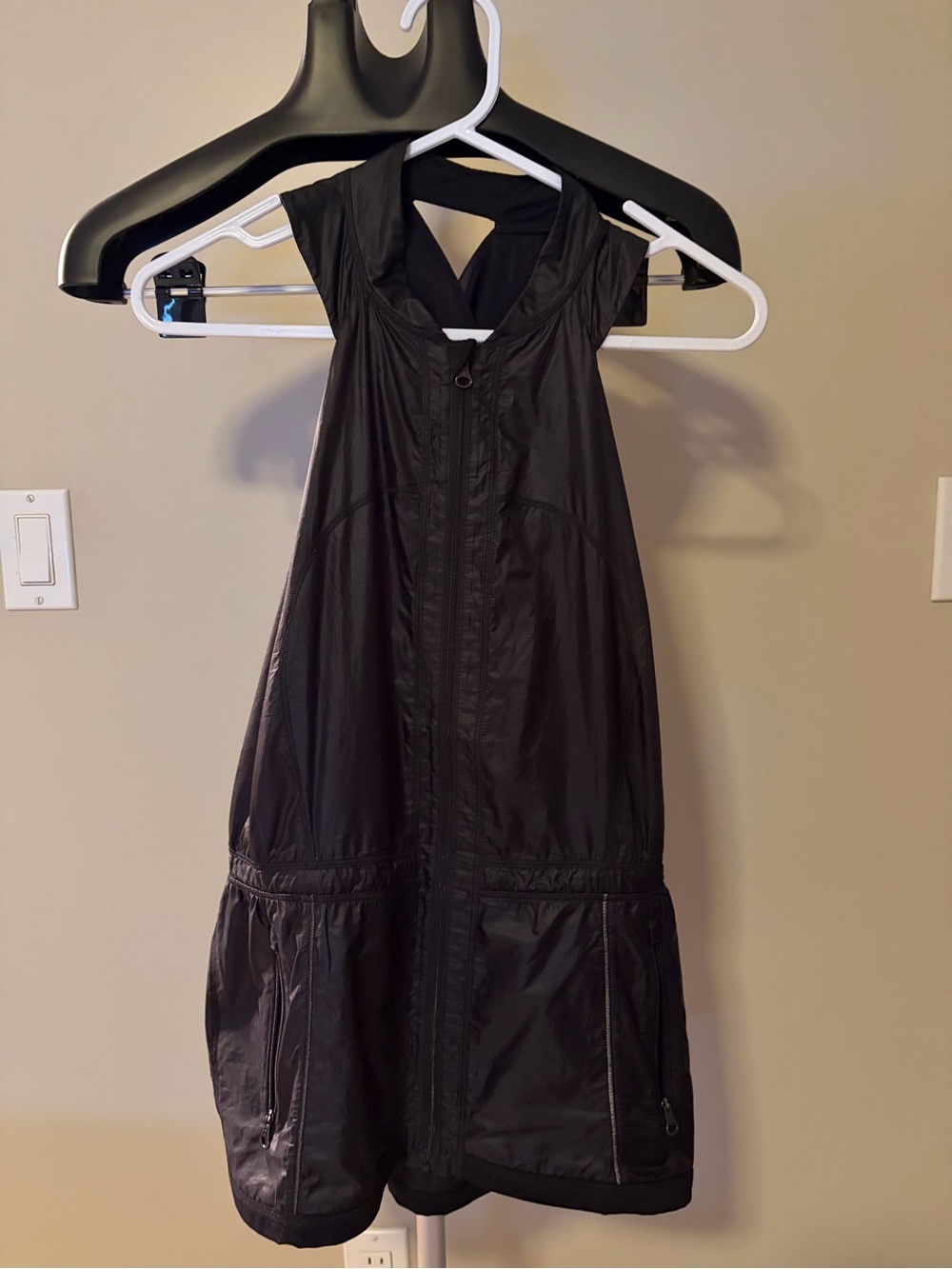 Lululemon Run With The Sun- Black Technical Zip Front Vest Open Back